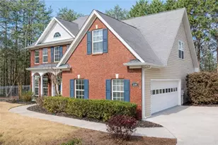 2119 Imperial Dr, Gainesville, GA 30501 - Photo 2