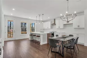 2735 Hallwood Ln, Suwanee, GA 30024 - Photo 6