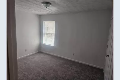 9432 Lakeview Road, Union City, GA 30291 - Photo 8