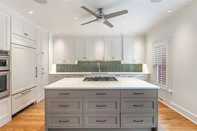 3685 Peachtree Road NE #10, Atlanta, GA 30319 - Photo 16