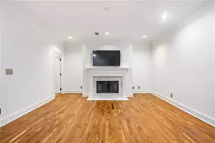 3685 Peachtree Rd NE, Atlanta, GA 30319 - Photo 34