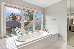 3685 Peachtree Rd NE, Atlanta, GA 30319 - Photo 32