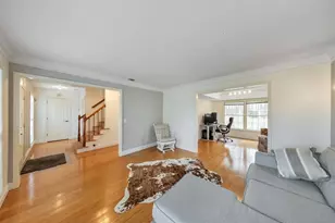 2160 Whitehall Dr NE, Marietta, GA 30066 - Photo 4