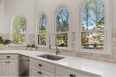 3085 Leeds Garden Lane, Alpharetta, GA 30022 - Photo 16