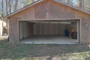 460 Dot Dr, Atlanta, GA 30349 - Photo 8