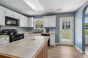 1281 Wentworth Cove Ct, Winder, GA 30680 - Photo 14