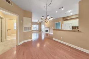 1002 Vinings Forest Ln SE, Smyrna, GA 30080 - Photo 2