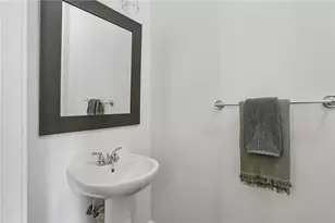 711 Cosmopolitan Dr NE, Atlanta, GA 30324 - Photo 10