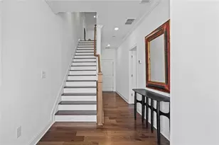 6623 Beacon Dr, Atlanta, GA 30328 - Photo 4