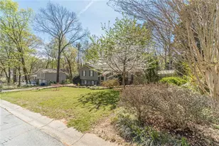 1377 Candlelite Ln, Snellville, GA 30078 - Photo 64