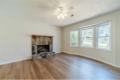 1377 Candlelite Lane, Snellville, GA 30078 - Photo 18