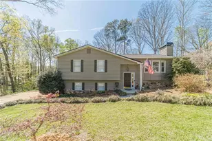 1377 Candlelite Ln, Snellville, GA 30078 - Photo 1