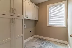 229 Little Brook Dr, Woodstock, GA 30188 - Photo 14
