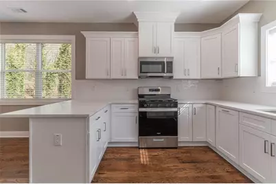 229 Little Brook Drive, Woodstock, GA 30188 - Photo 8