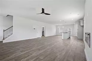 345 Jarrett St, Fairburn, GA 30213 - Photo 4