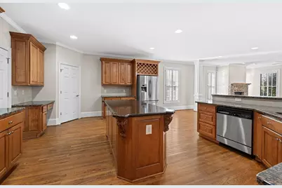 1037 Windermere Crossing, Cumming, GA 30041 - Photo 18