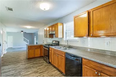 5944 Duren Meadows Drive, Lithonia, GA 30058 - Photo 14