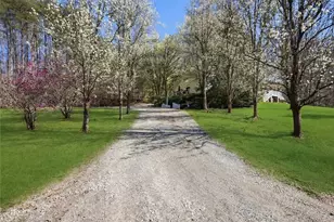 1852 Oak Grove Rd, Dahlonega, GA 30533 - Photo 12