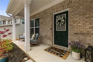 5070 Sierra Creek Dr, Hoschton, GA 30548 - Photo 2