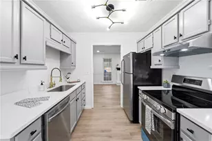 2920 Governors Ct, Marietta, GA 30066 - Photo 8