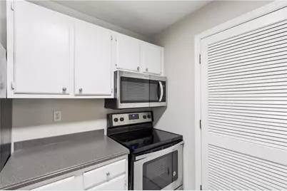 309 Granville Court, Atlanta, GA 30328 - Photo 18