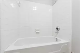 309 Granville Ct, Atlanta, GA 30328 - Photo 24