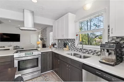 418 Sugar Springs Way, Marietta, GA 30008 - Photo 14