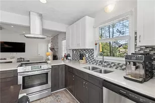 418 Sugar Springs Way, Marietta, GA 30008 - Photo 14