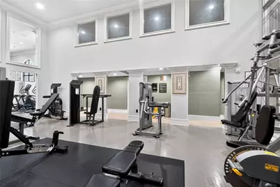 3334 Peachtree Road NE #911, Atlanta, GA 30326 - Photo 32