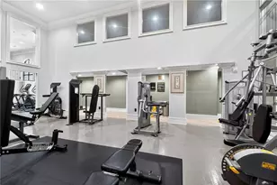 3334 Peachtree Rd NE, Atlanta, GA 30326 - Photo 32