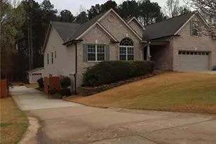 1067 Monticello Dr, Monroe, GA 30655 - Photo 2