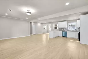 1963 Shepherd Cir SW, Atlanta, GA 30311 - Photo 8