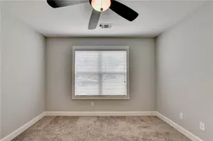 131 Brookstone Dr, Carrollton, GA 30116 - Photo 6