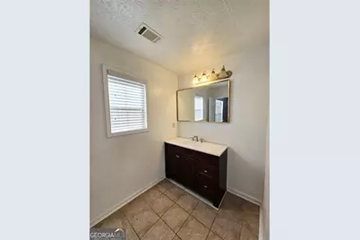 1703 Windy Ridge Court SE, Conyers, GA 30013 - Photo 4