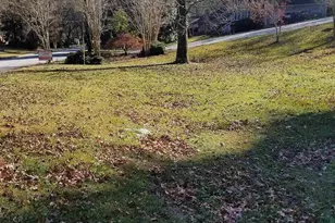 4077 Linda Ln SW, Lilburn, GA 30047 - Photo 10