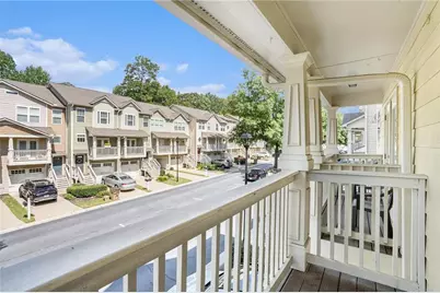 1184 Liberty Parkway NW, Atlanta, GA 30318 - Photo 6