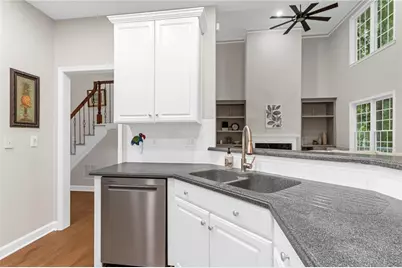 6455 Rutherford Place, Suwanee, GA 30024 - Photo 12