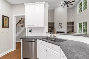 6455 Rutherford Pl, Suwanee, GA 30024 - Photo 12