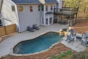 27 Meadows Ct, Dawsonville, GA 30534 - Photo 2