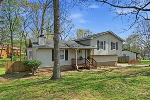 4002 Summer Pl, Snellville, GA 30039 - Photo 6