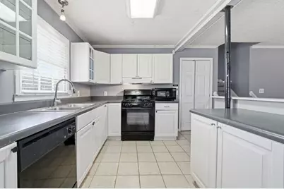 4002 Summer Place, Snellville, GA 30039 - Photo 18