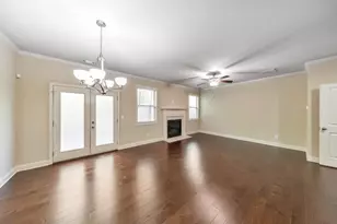 342 Braemore Mill Dr, Lawrenceville, GA 30044 - Photo 8