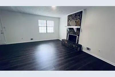 633 Candlewick Lane NW, Lilburn, GA 30047 - Photo 6