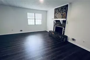 633 Candlewick Ln NW, Lilburn, GA 30047 - Photo 6