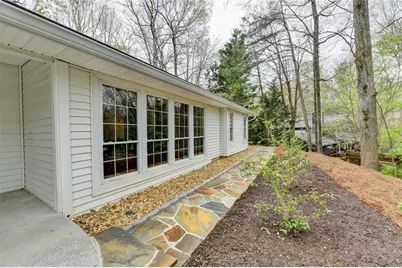 5000 Redcliff Court, Dunwoody, GA 30338 - Photo 32