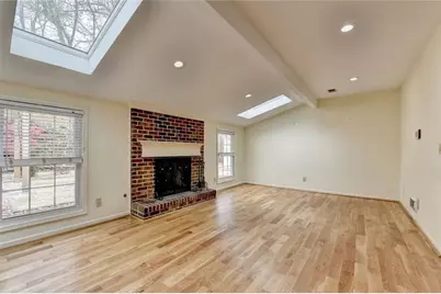 5000 Redcliff Court, Dunwoody, GA 30338 - Photo 14