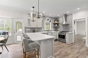 1512 Tennessee Walker Dr NE, Roswell, GA 30075 - Photo 12