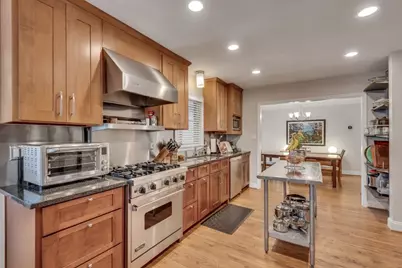 2295 Tanglewood Road, Decatur, GA 30033 - Photo 16