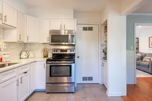 3 Surry County Pl NW, Atlanta, GA 30318 - Photo 12