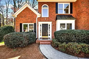 420 Wentworth Downs Ct, Johns Creek, GA 30097 - Photo 2